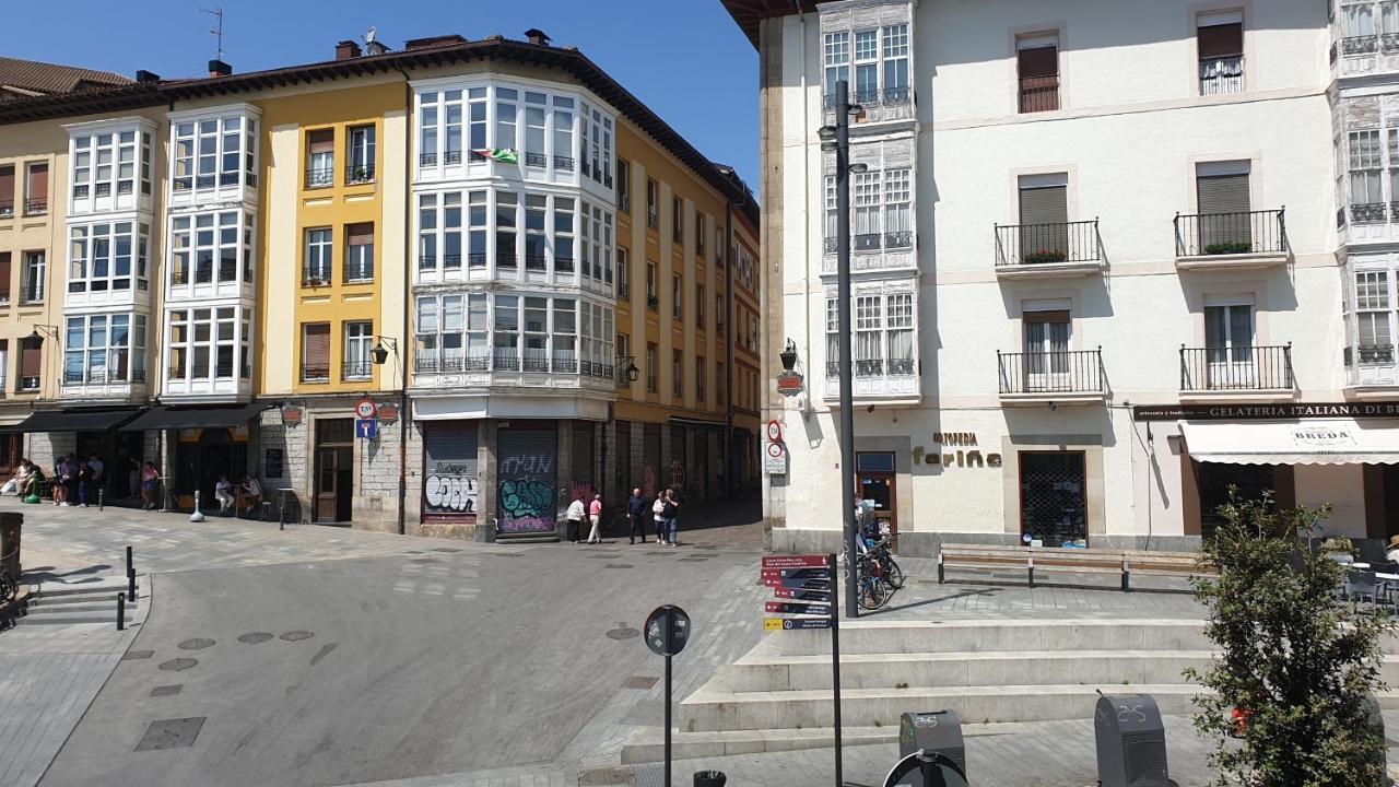 Hostal Del Arquitecto Vitoria-Gasteiz Exterior photo