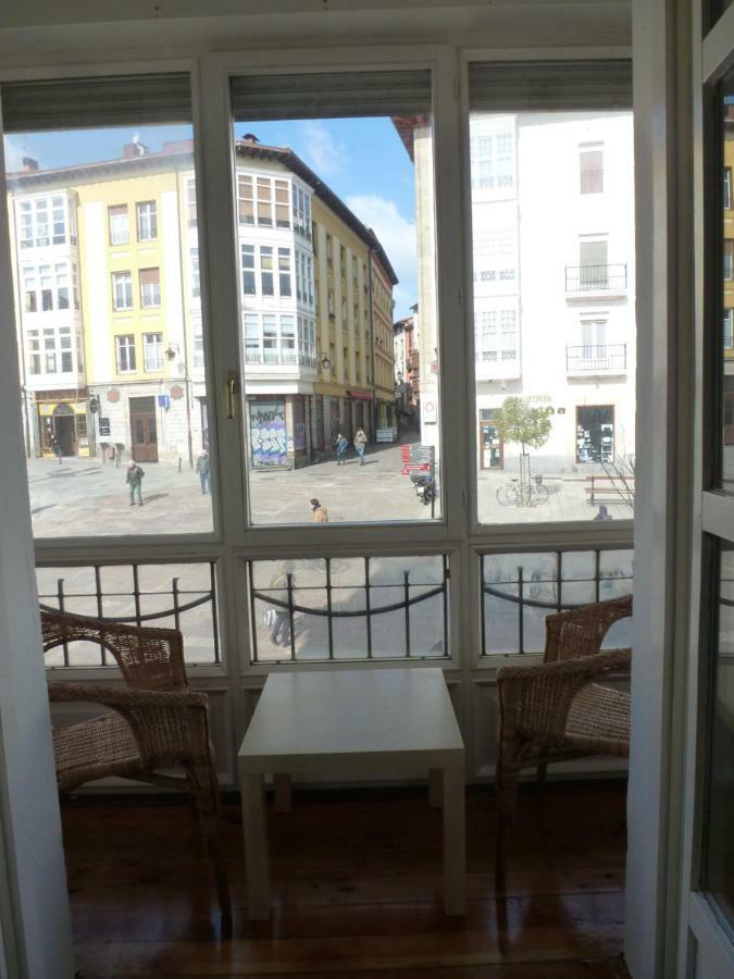 Hostal Del Arquitecto Vitoria-Gasteiz Exterior photo